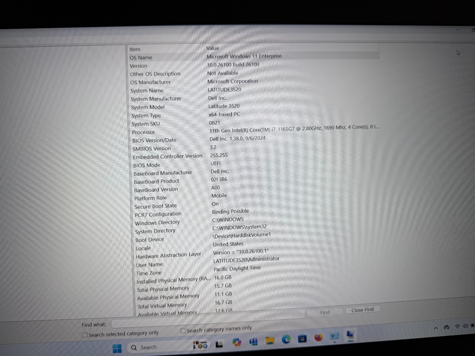 Dell Latitude 3520 Intel Core i7-1165G7, 512GB SSD, 16Gb, Win11, Office 2024