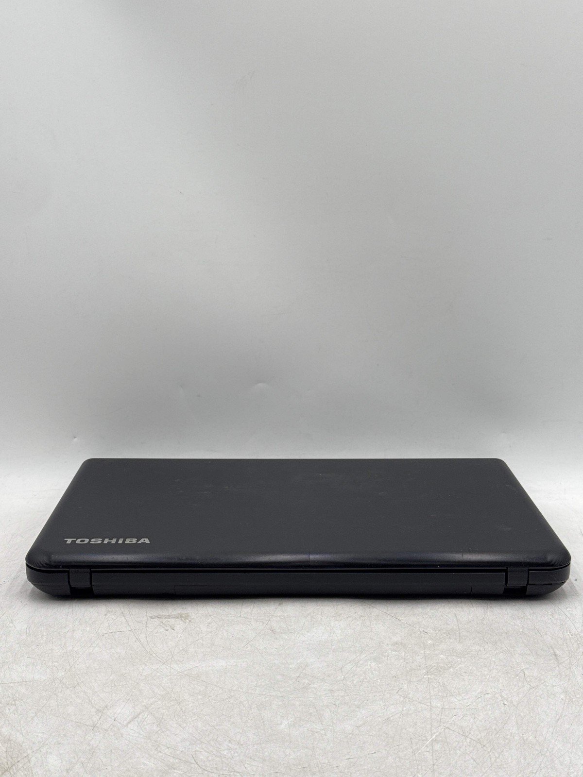 Toshiba 15.6″ satellite C55-A5310 laptop For parts – No Power