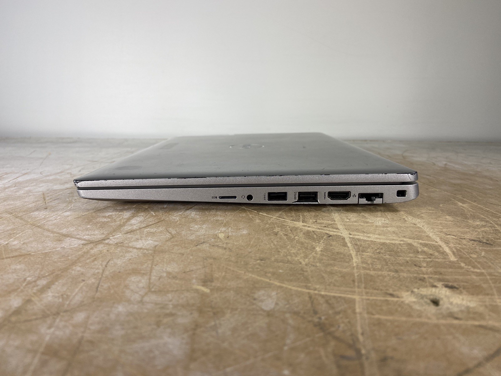 DELL LATITUDE 5520 i5-1145G7 @ 2.60GHz, 8GB RAM, NO HDD/OS – (FOR PARTS)