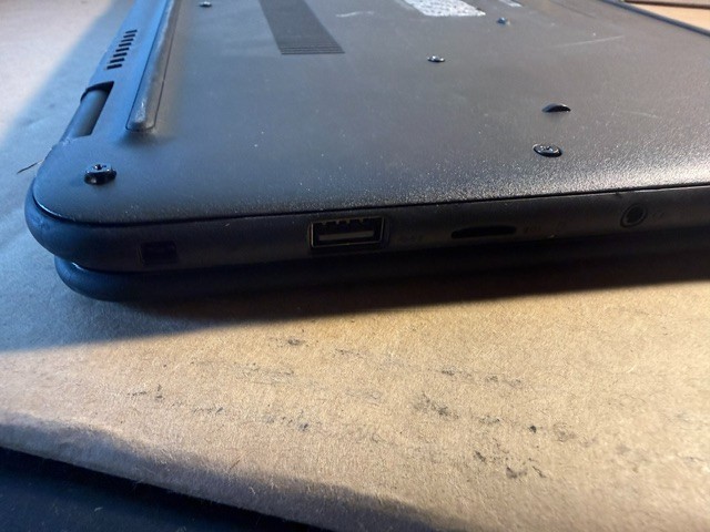 Dell Latitude 3310 i5-8265U 256GB SSD 8GB RAM (No Charger Included)