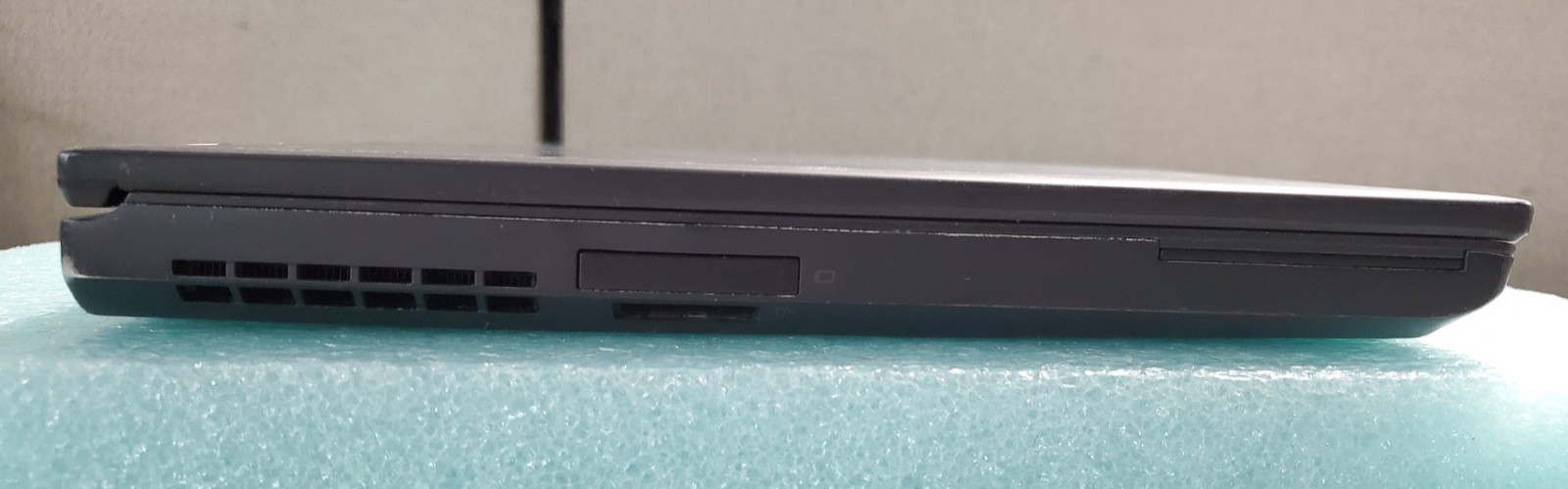 Lenovo ThinkPad P51 i7-7700HQ 8GB RAM No HD/ OS *BIOS/READ* | LP367
