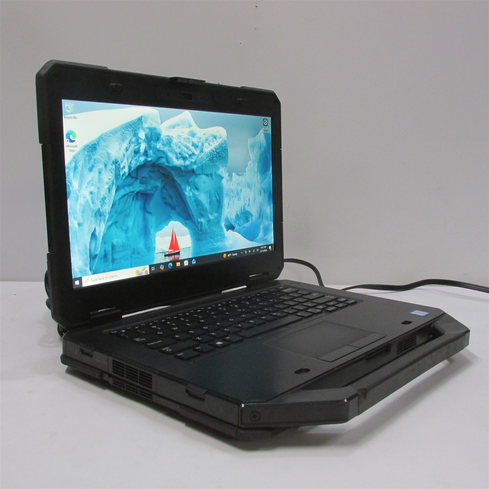 Dell Latitude 5414 i5-6300U 2.4GHz 8GB 192GB SSD 14″ W10P Touch BAD SPKRS NO BAT