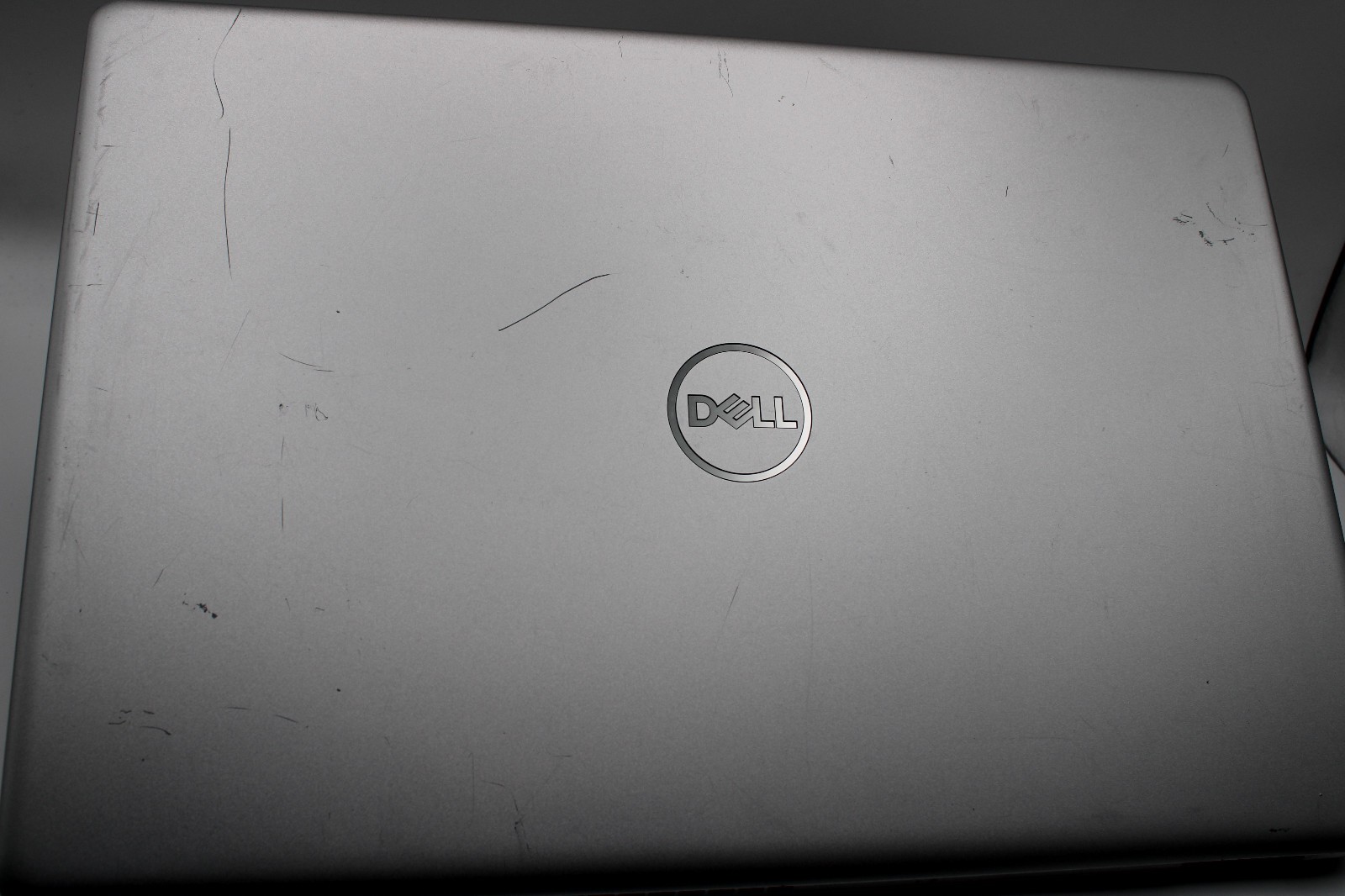 Dell Inspiron 5593 i5-1035G1 @ 1.00 GHz 8GB RAM 240GB SSD No OS *READ