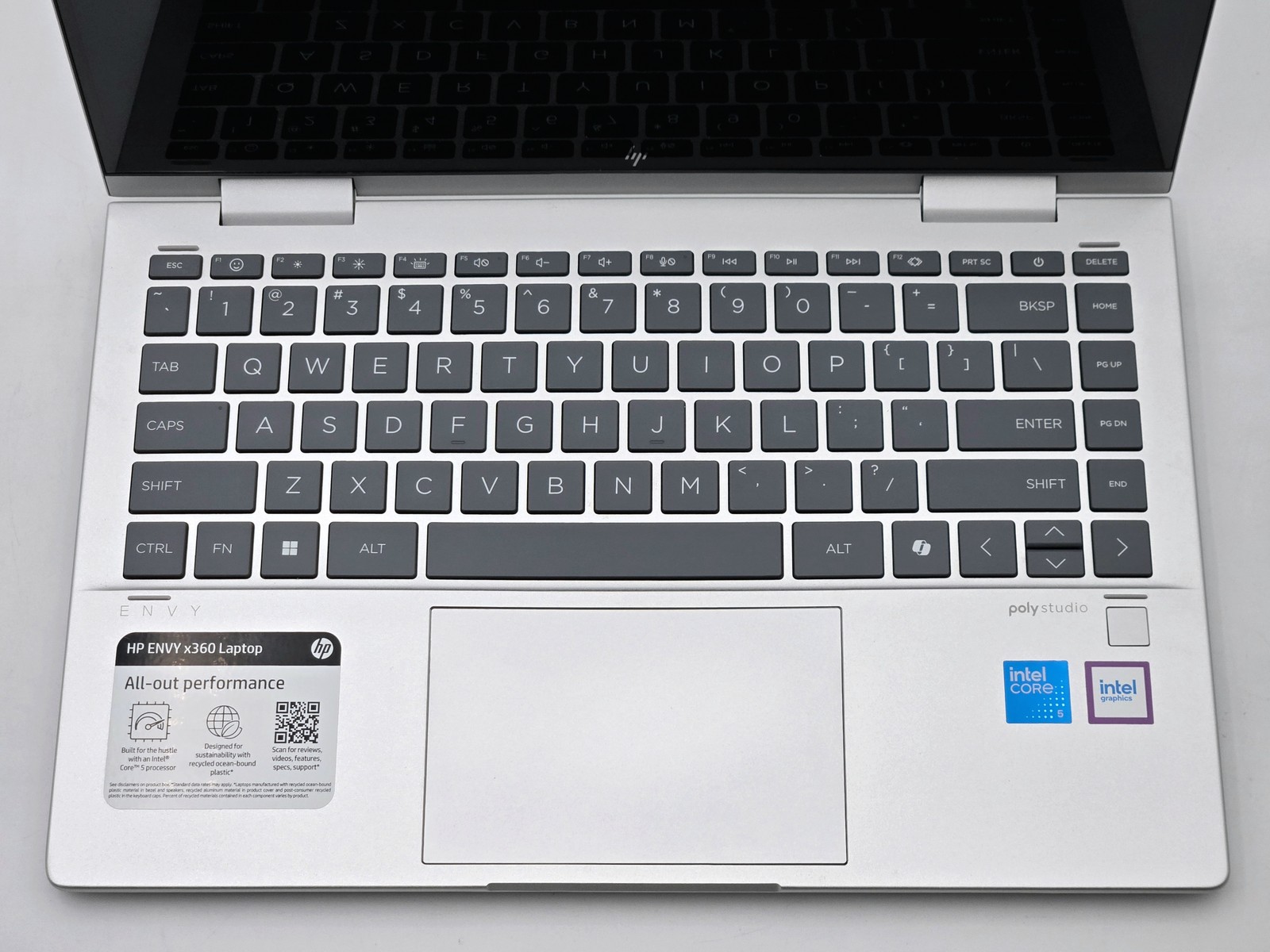 HP Envy x360 Laptop 14-es1013dx 2-in-1 14″ FHD Touch 5 120U 512GB 8GB W11