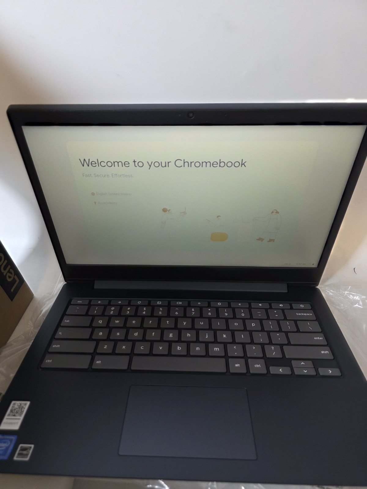 Lenovo 14″ Chrome OS Intel Celeron Processor 4GB RAM 64GB Flash Storage 82C10009
