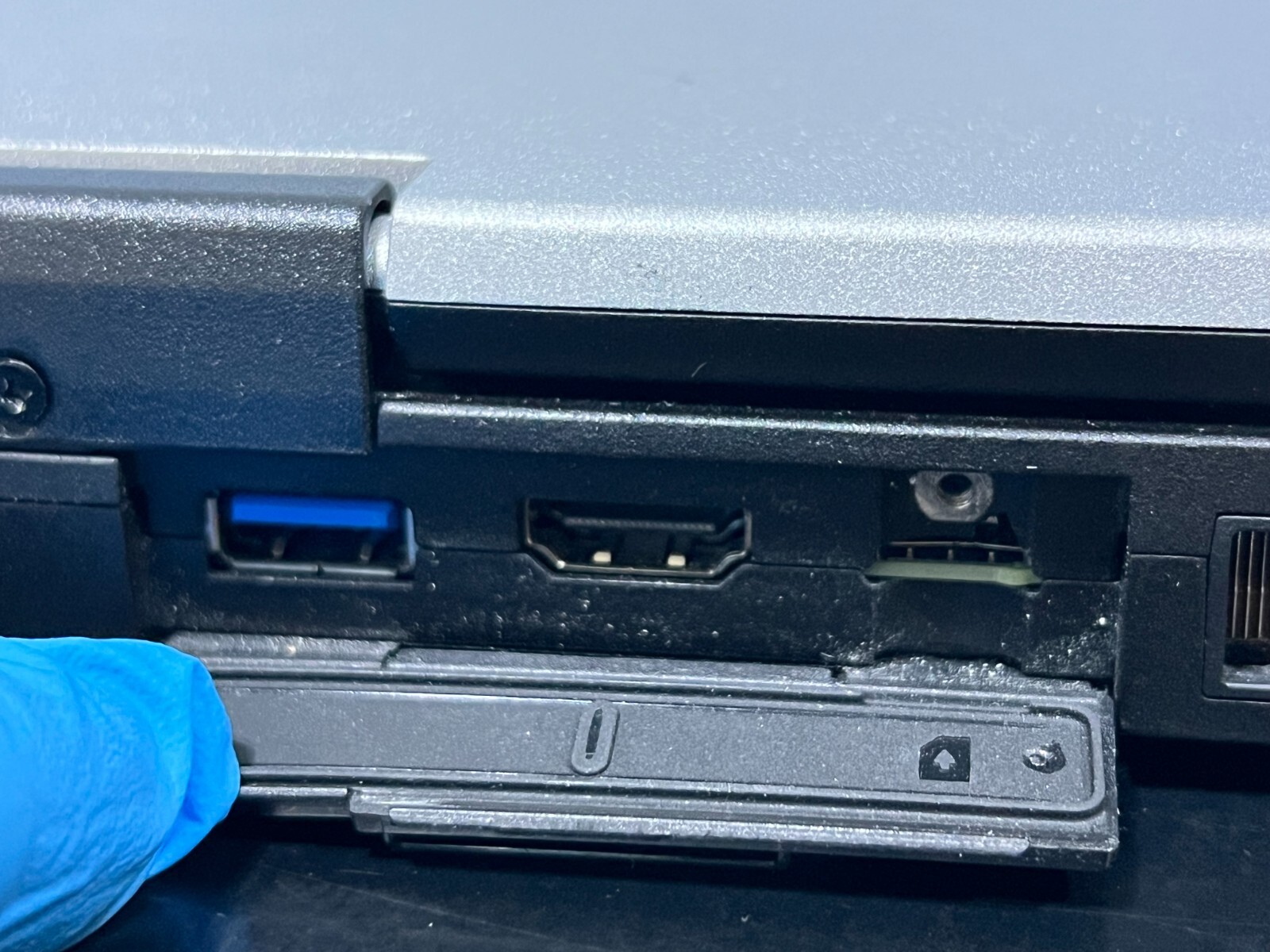 FZ-55C0601VM i5-8365U, 16GB Mem, 512GB SSD OPAL,HDMI, GPS,Touch, Win11 Pro 25H2