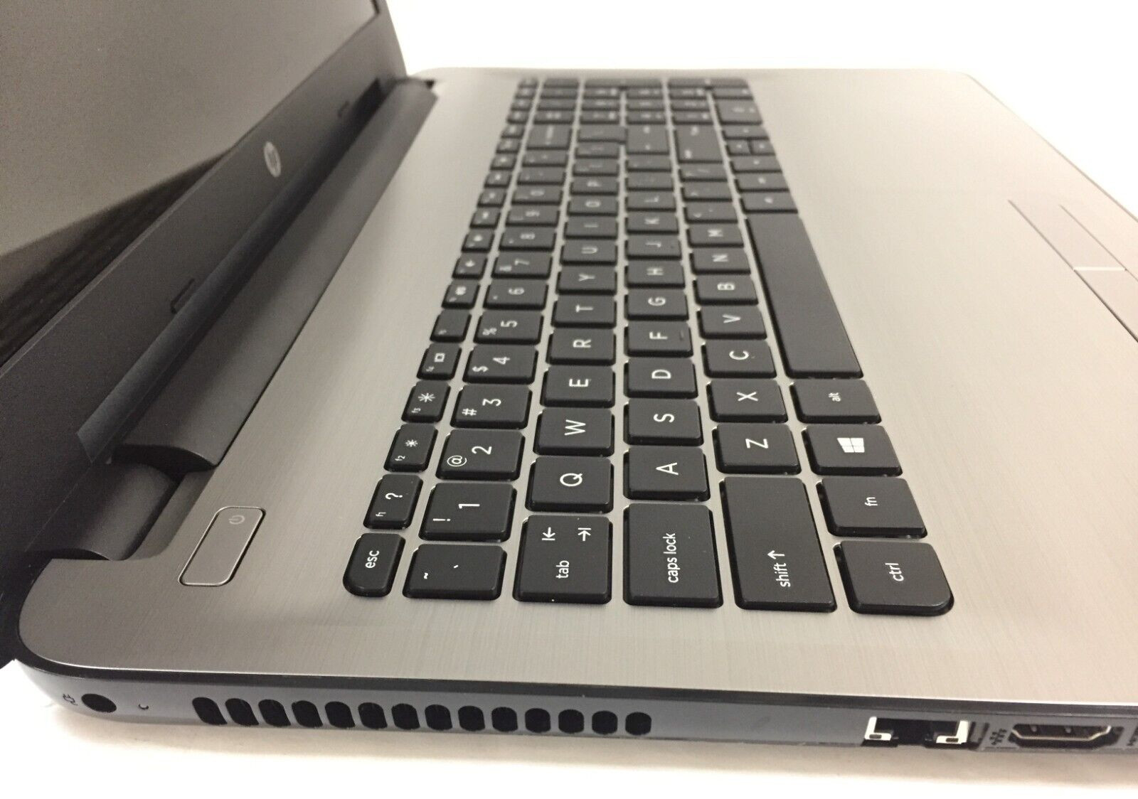 HP 15-ba069nr Z2K89UA#ABA 15.6″ Laptop/AMD A10-9600P/6GB RAM/1TB HDD/W10