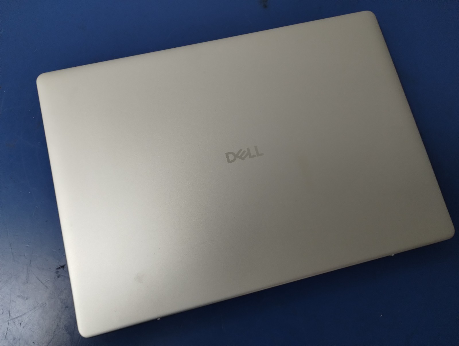 DELL 16 DB16250 VPVXG, Intel Core Ultra 9 288V, 3.30 GHz, 32 GB RAM, 1 TB NVMe