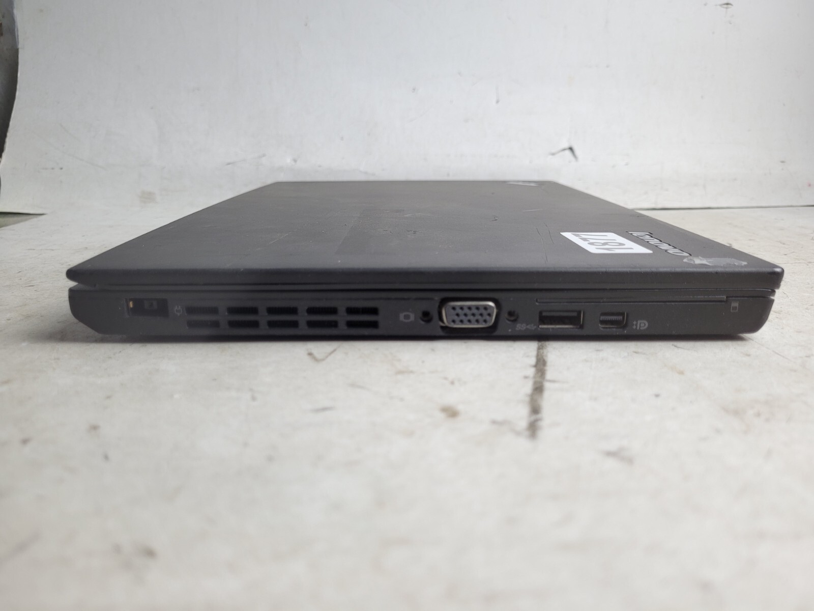Lenovo ThinkPad X250 w/i5-5200U, 8GB RAM, 12.5″ Laptop for Parts #1877