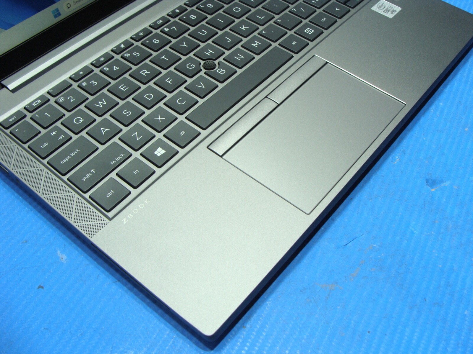 HP ZBook Firefly 14 G7 Mobile Workstation 14″ Laptop Intel i7-10610U 1.8 Ghz 16G