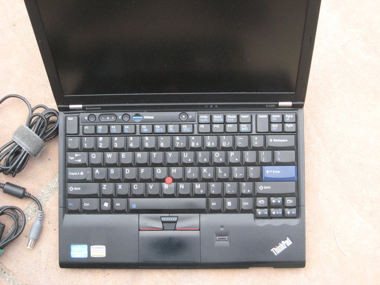 Lenovo ThinkPad X220 12.5″ i5-2430M 2.40GHz 8GB 128GB SSD Intel WiFi w/4337 Dock