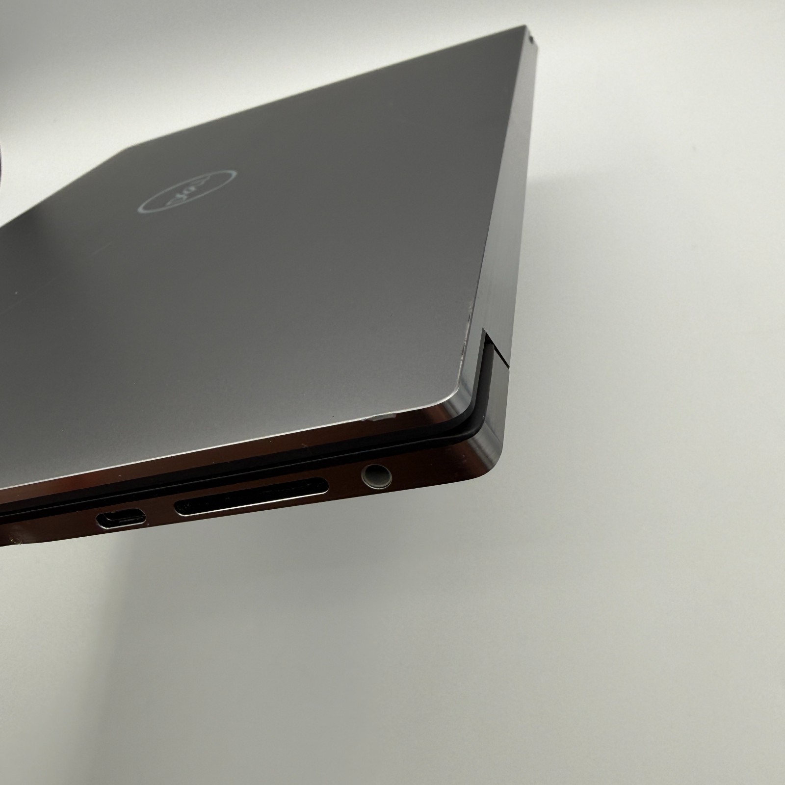 Dell Precision 5550 i7-10850H 16GB 256GB SSD Touch Win11 NVIDIA Quadro T1000