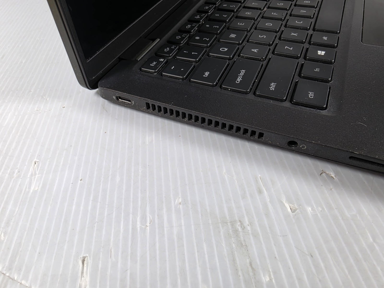 Dell Latitude 7420 FHD i7-1185G7 3.0GHz 16GB Ram No SSD–NO OS