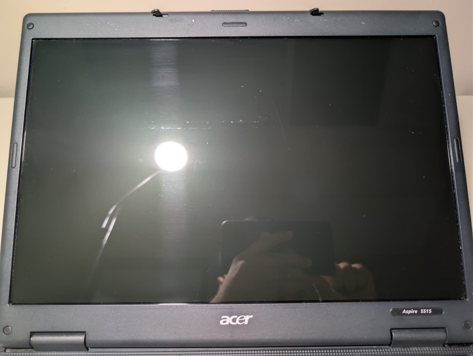 15″ Acer Aspire 5515 | AMD Athlon 2650e 3GB RAM 160GB HD | Win XP Pro 32-Bit DVD