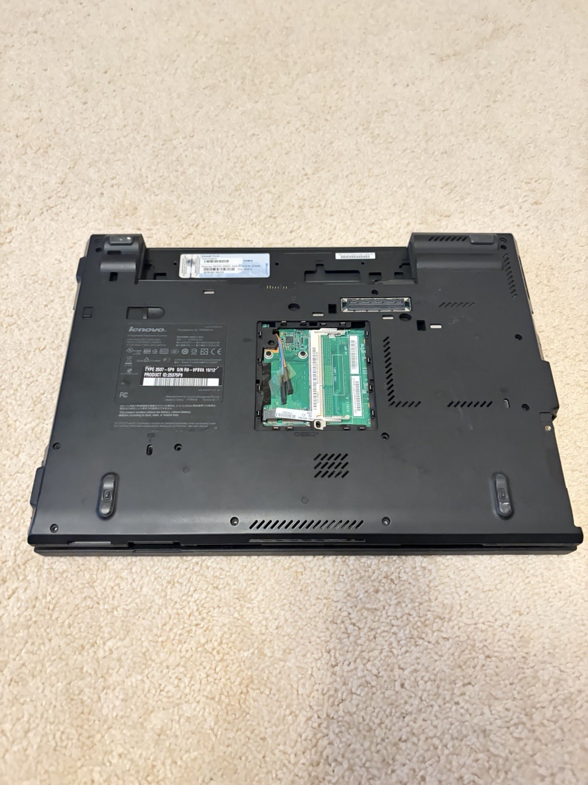 Lenovo ThinkPad T410 *FOR PARTS*