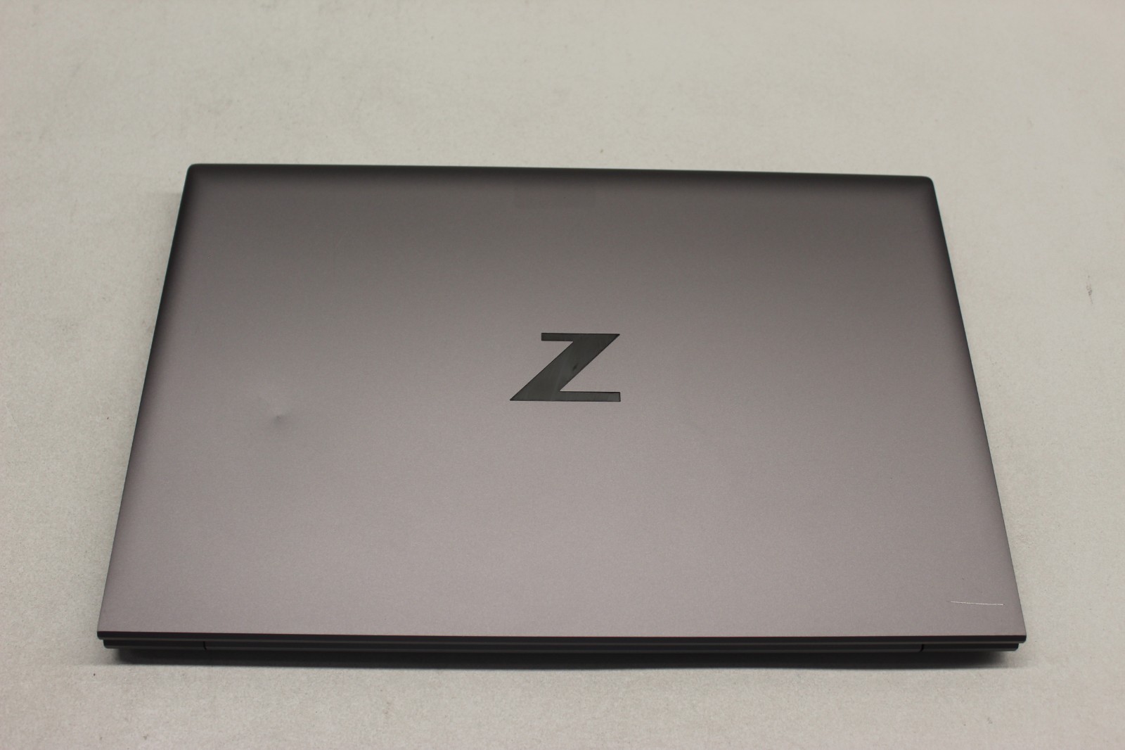 HP ZBook Firefly 15G7 Mobile WS I7-10610U 256GB NVME 16GB DDR4 Nvdia* See Desc