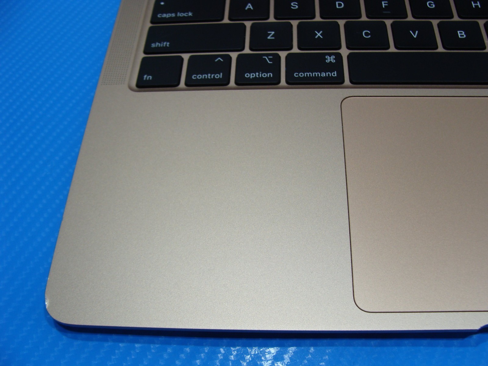 Apple MacBook Air 13″ A2179 (2020) i3-1000NG4 1.1GHz 8GB 256GB SSD Gold +PA