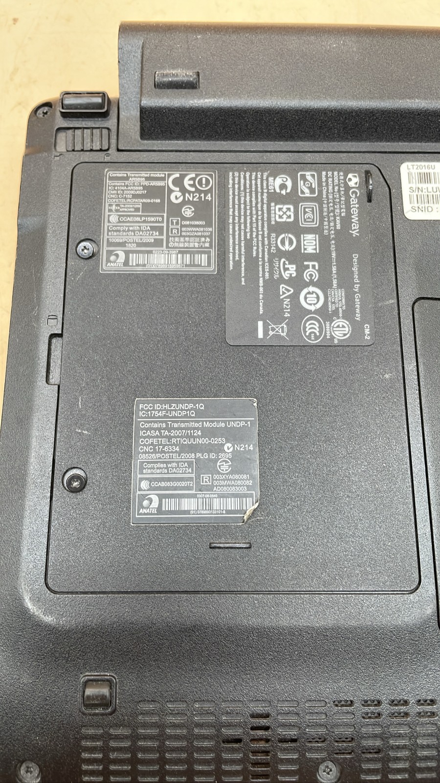 Gateway KAV60 10.1-Inch & IBM ThinkPad T42 Type 2379 14.1-Inch Laptops No HDD