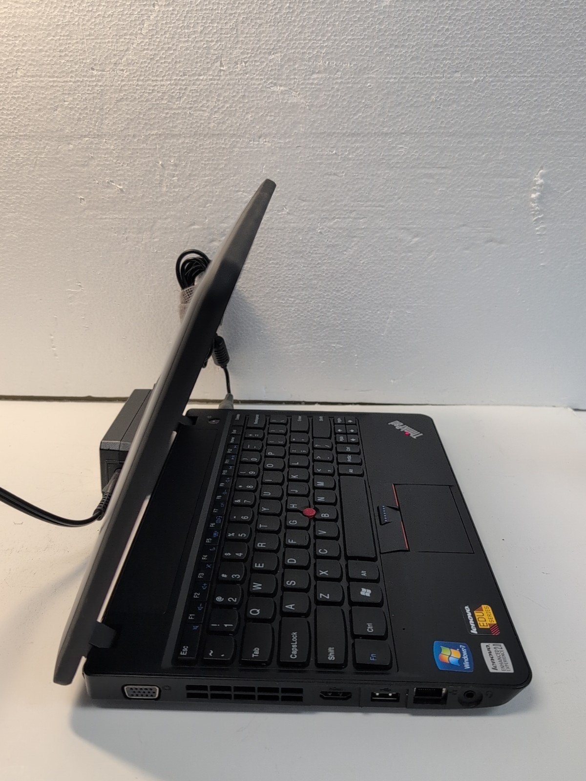 (NICE) Lenovo ThinkPad X130E 11.6″ Laptop AMD E-450/4GB RAM/128GB SSD/WinXP –