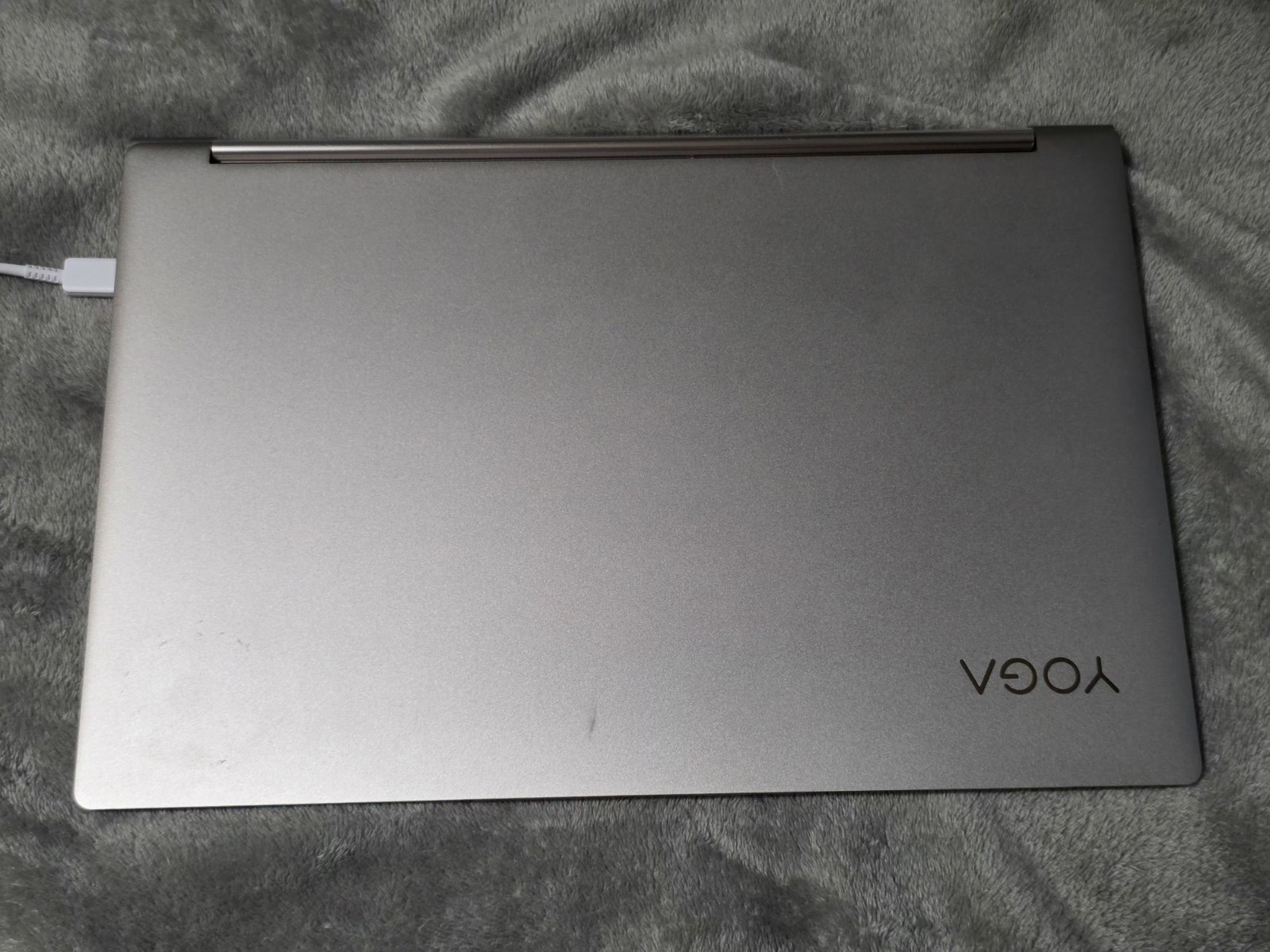 Lenovo Yoga 9i 14-inch Display, Works Excellent! Minor Scratches, Well Cared For