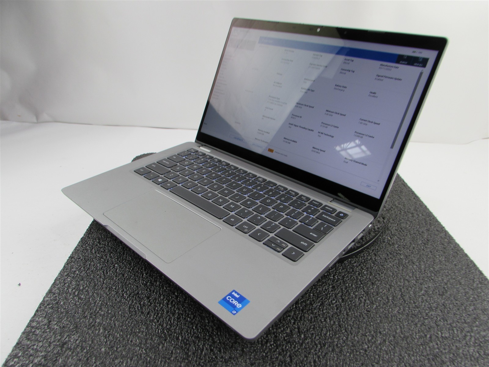 DELL LATITUDE 5320 (CONVERTIBLE) CORE I7-1185G7 256GB SSD 16GB RAM NO O.S