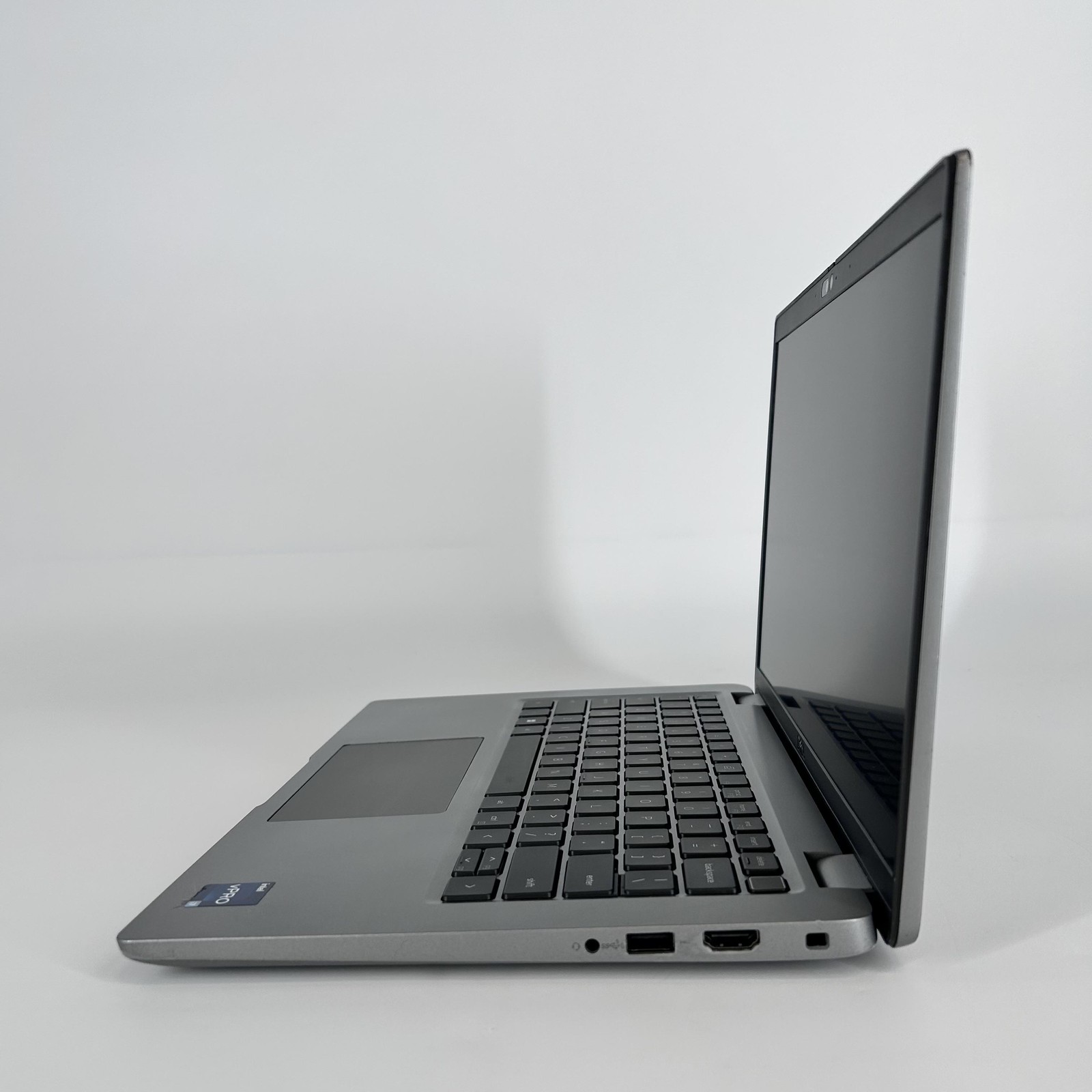 Dell Latitude 5440 14 Gray FHD 1.7 GHz i7-1355U 16GB 512GB SSD Good