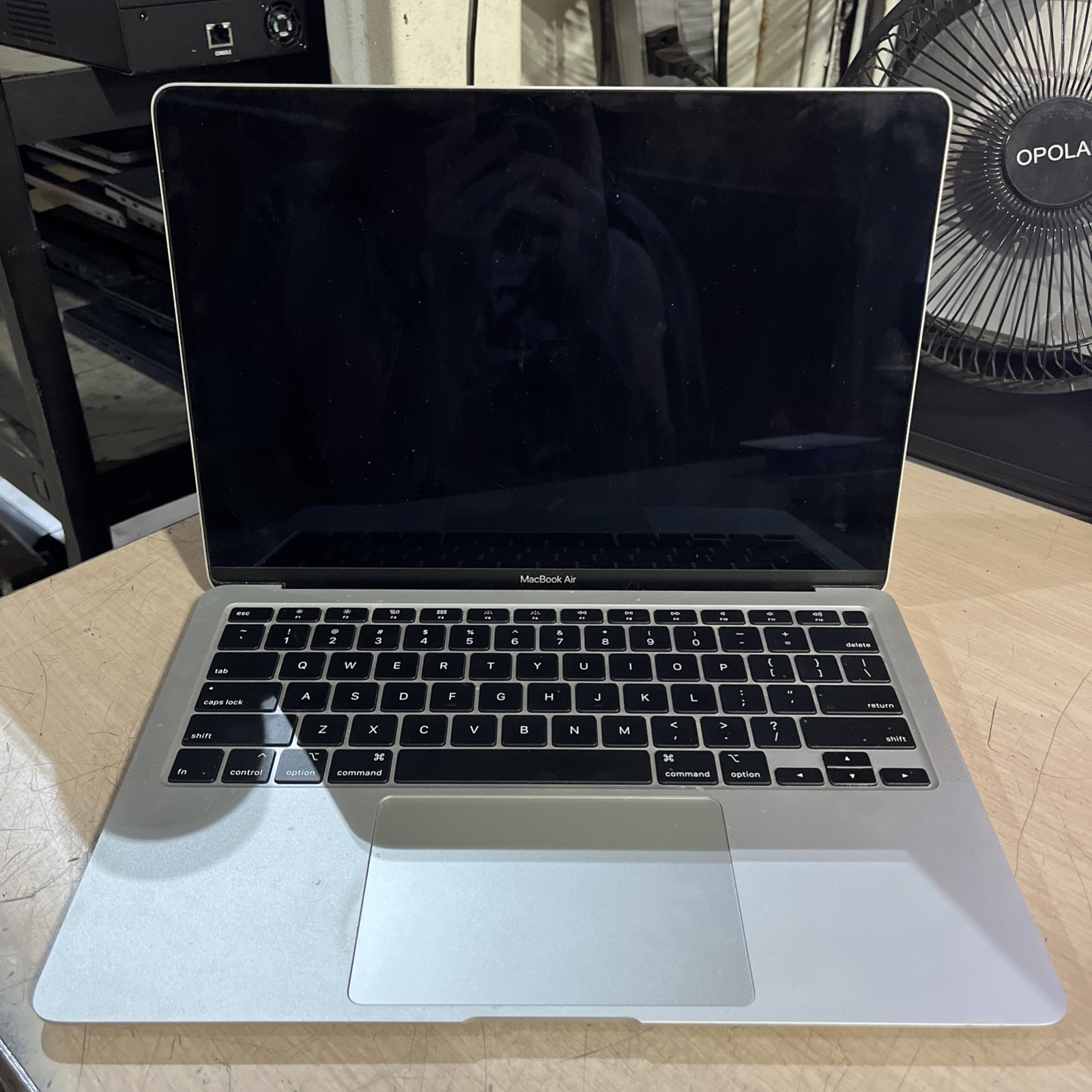 APPLE MACBOOK AIR 13″ SCISSOR,2020 CORE I3-1000NG4 1.1GHZ 8GB RAM 256SSD