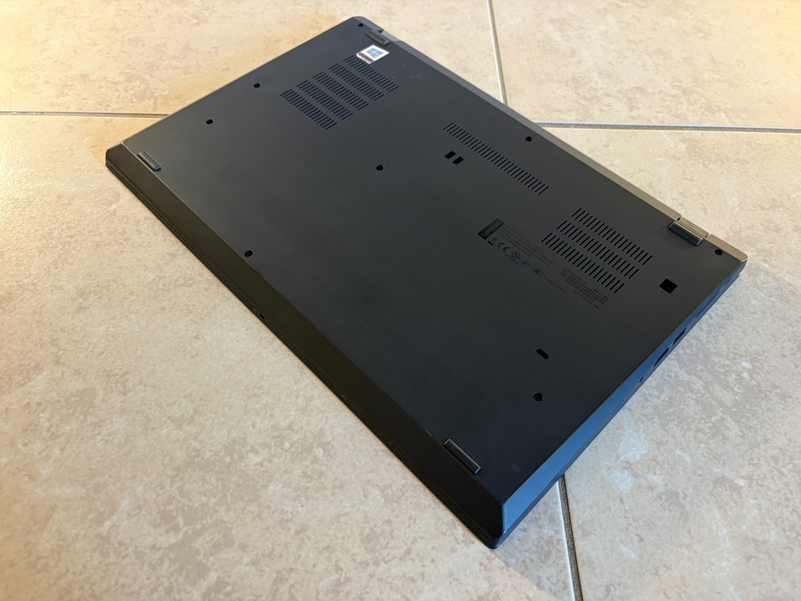 Lenovo ThinkPad T590 i7-8565U 16GB RAM 512GB SSD Windows 11 Pro 15.6″ Laptop