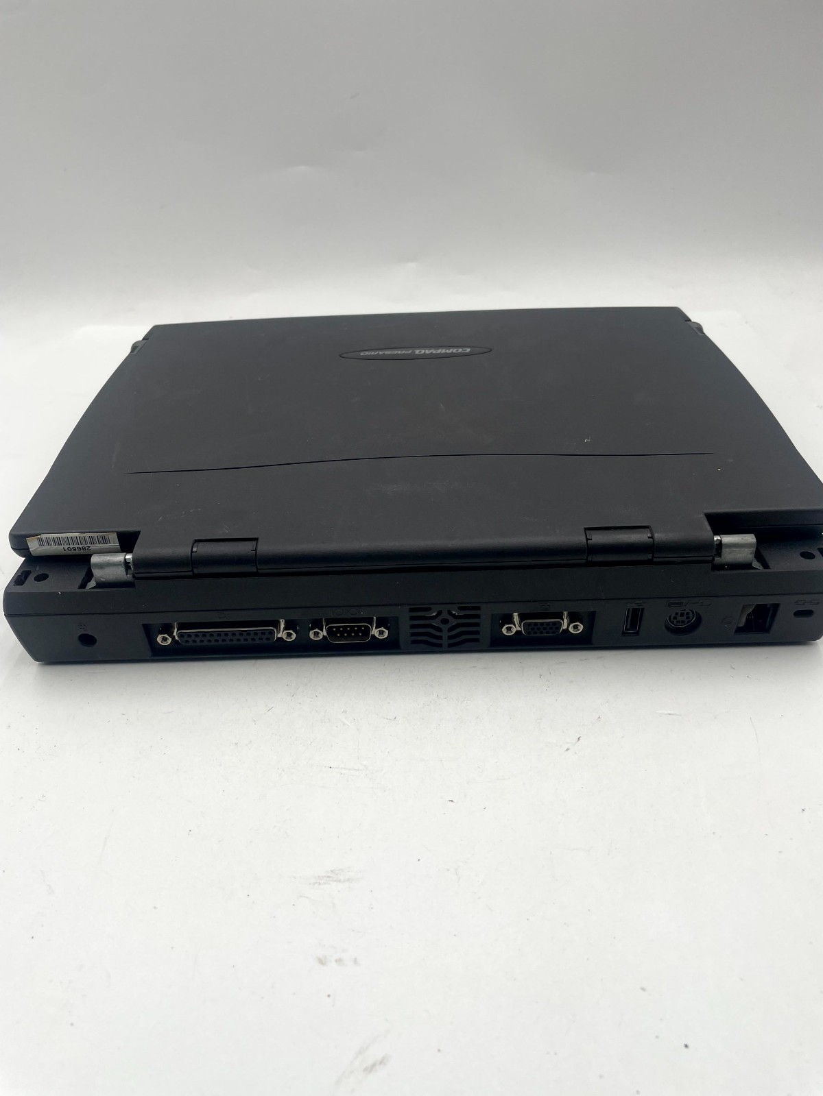 Vintage Compaq Presario CM2000 Laptop Black & Gray LCD Display USB and PS/2 Port