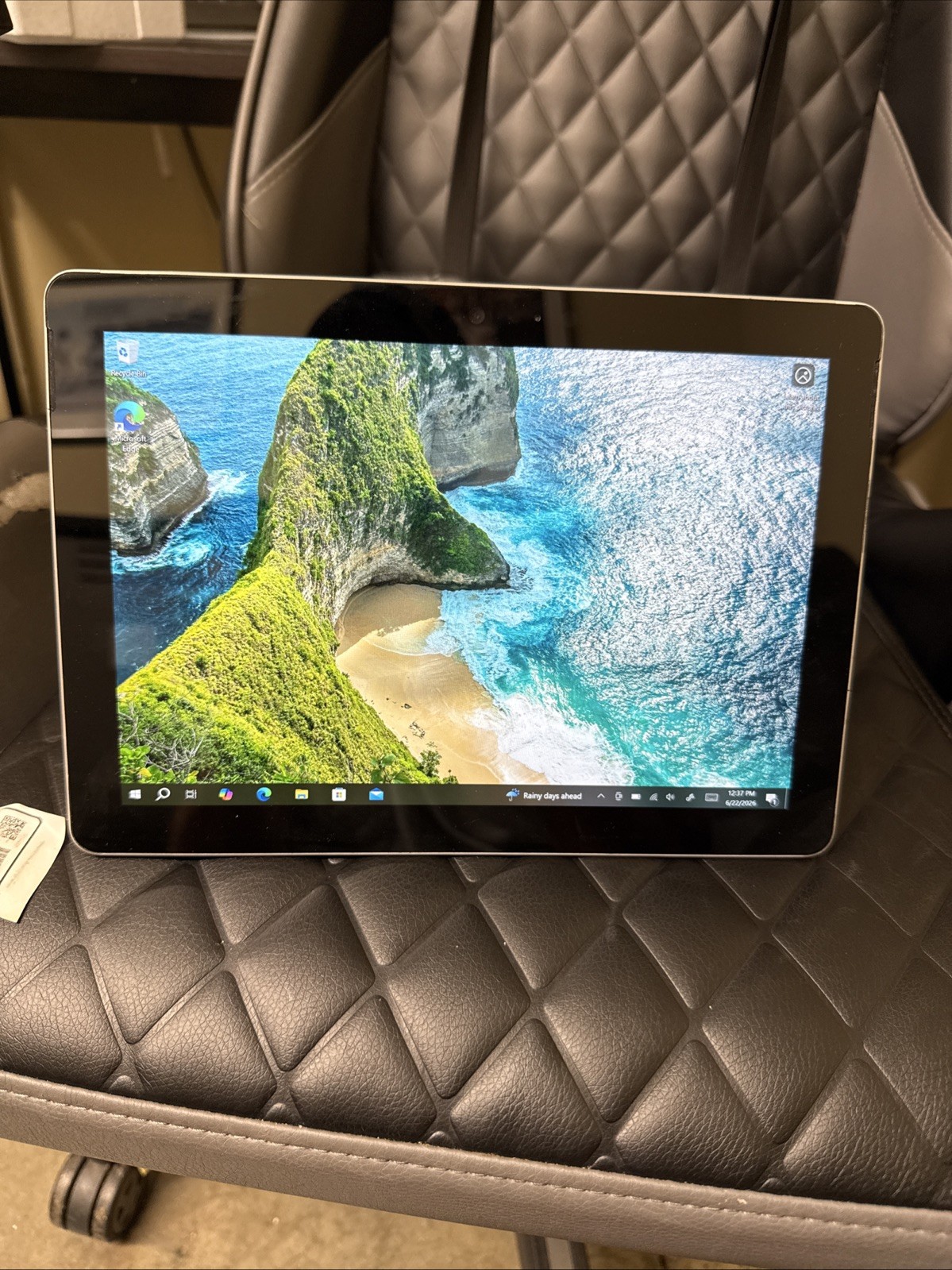 Microsoft Surface Go 1824 Intel 4415Y 8G 128 128gb Windows 10 Pro Charger Includ