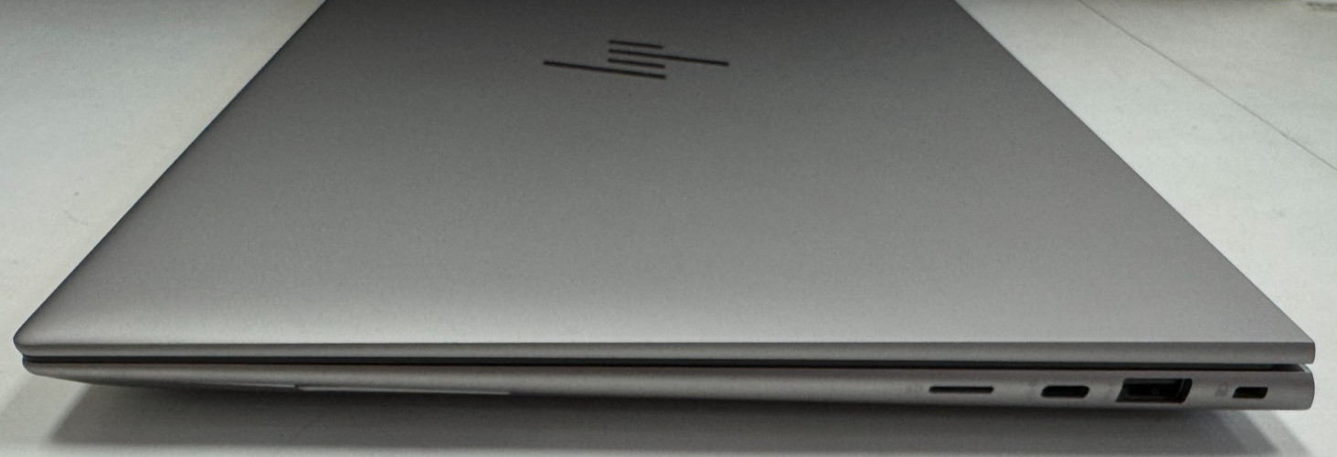 HP Laptop ZBook Studio 16 G10 i7-13800H 512GB 32GB RTX 3000 8 GB