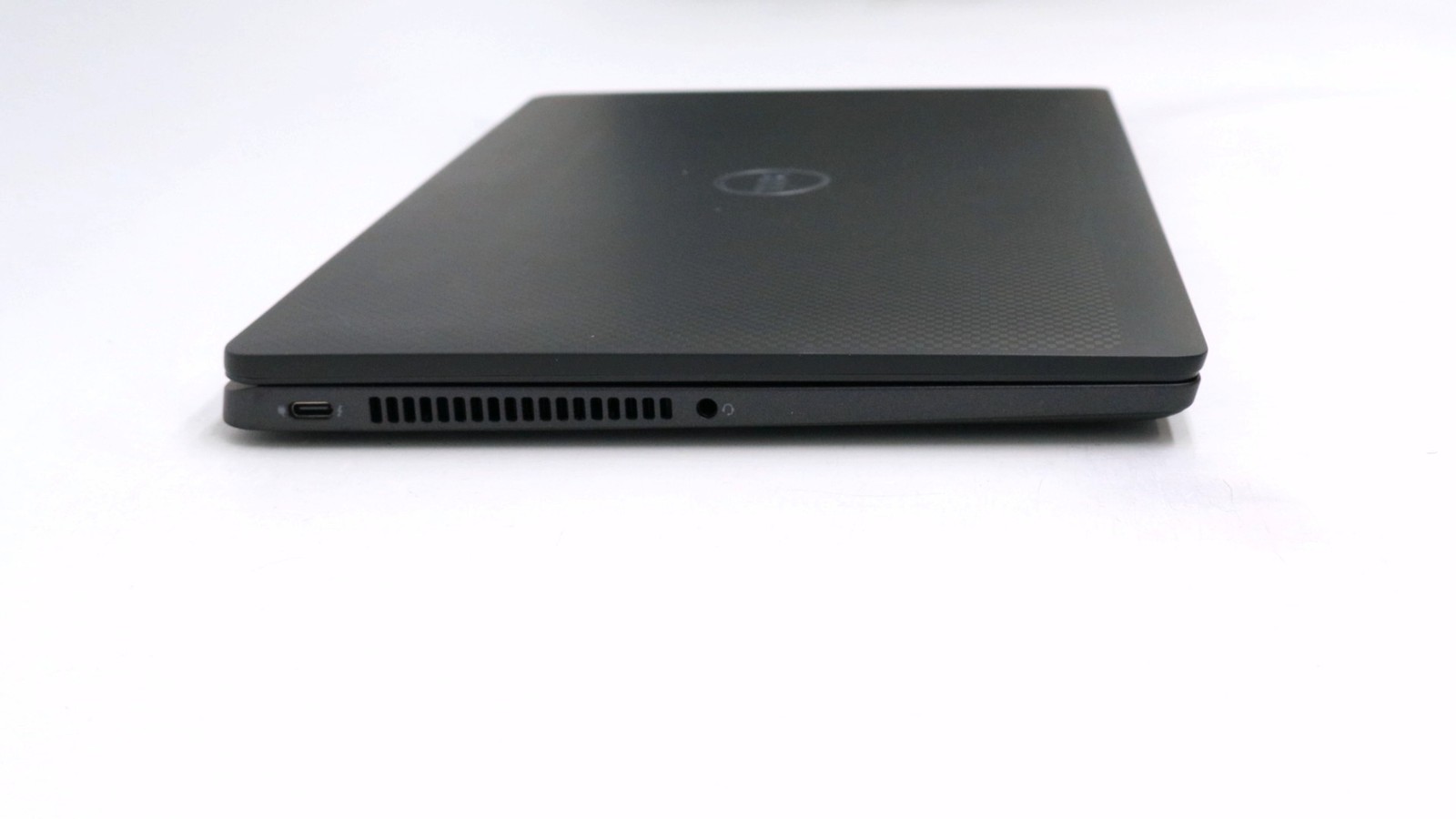 Dell Latitude 7330 13″ i7-1255u 16GB 256GB – Good READ DESC