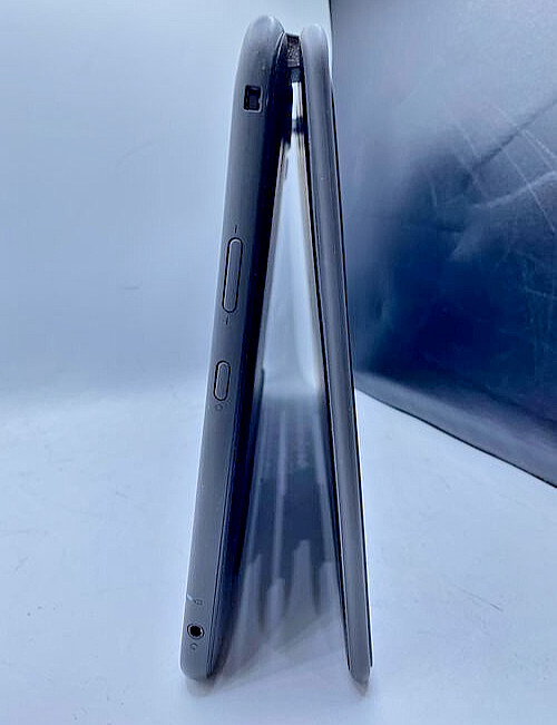 Dell Latitude 3190 2-in-1 Laptop 11.6″ Pentium Silver N5030 4GB RAM 128GB SSD