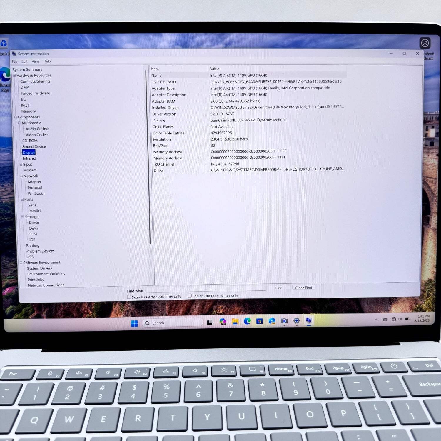 Microsoft Surface Laptop 7 2107 13.8″ Core Ultra 7 2.2GHz 32GB RAM 512GB SSD