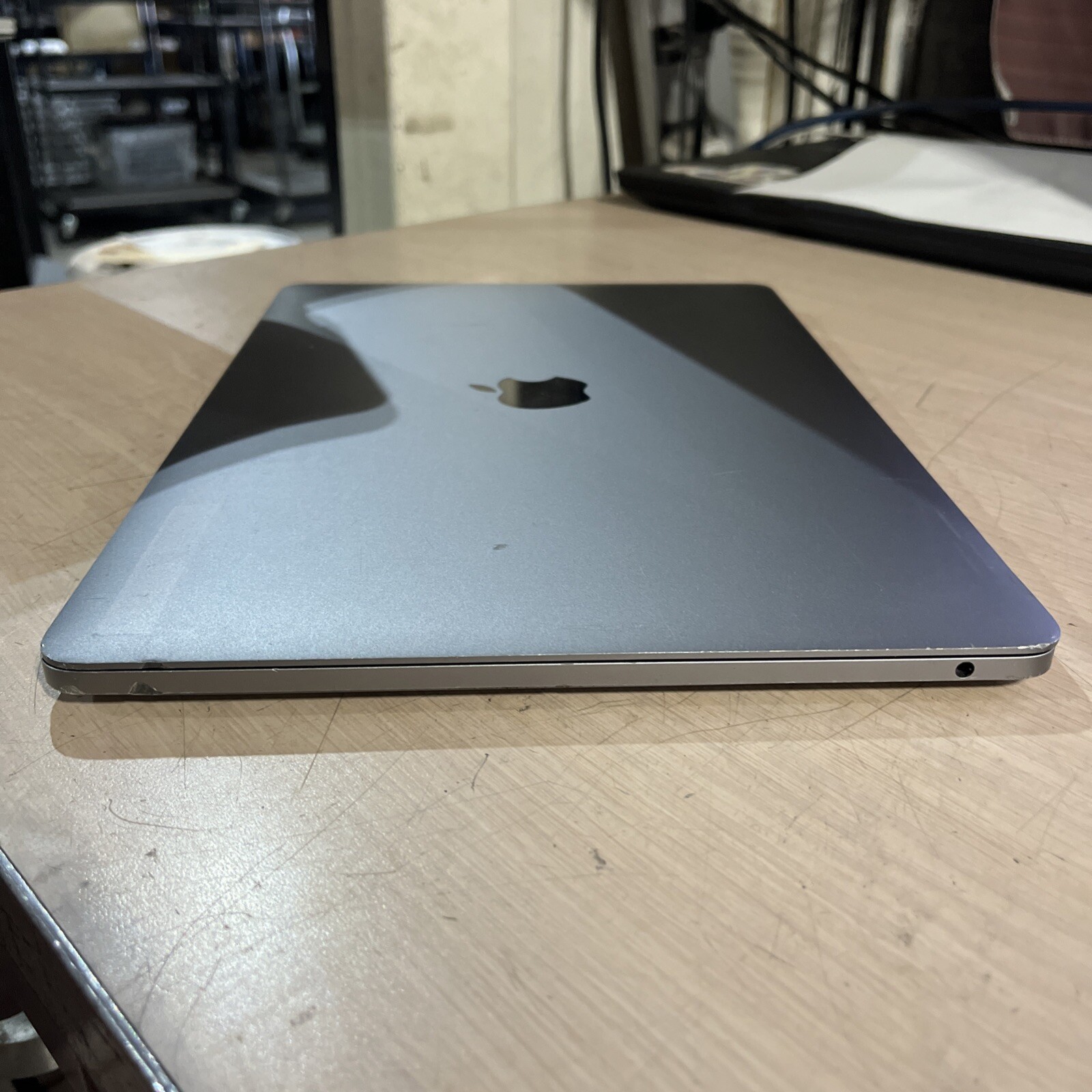 APPLE MACBOOK PRO 13″ 2017 CORE I5 2.3GHZ 8GB RAM NO HD