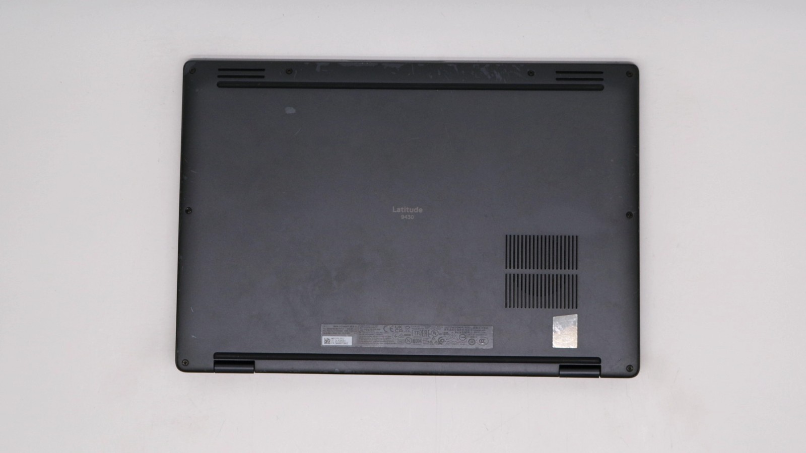 Dell Latitude 9430 14″ i7-1265u 32GB 1TB – Good