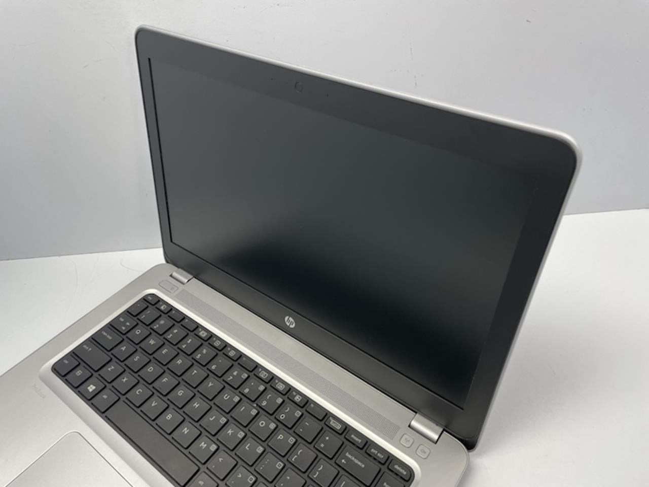 HP MT20 MOBILE THIN CLIENT Laptop w/ Celeron 3865U 1.80 GHZ + 16GB No HD/Battery