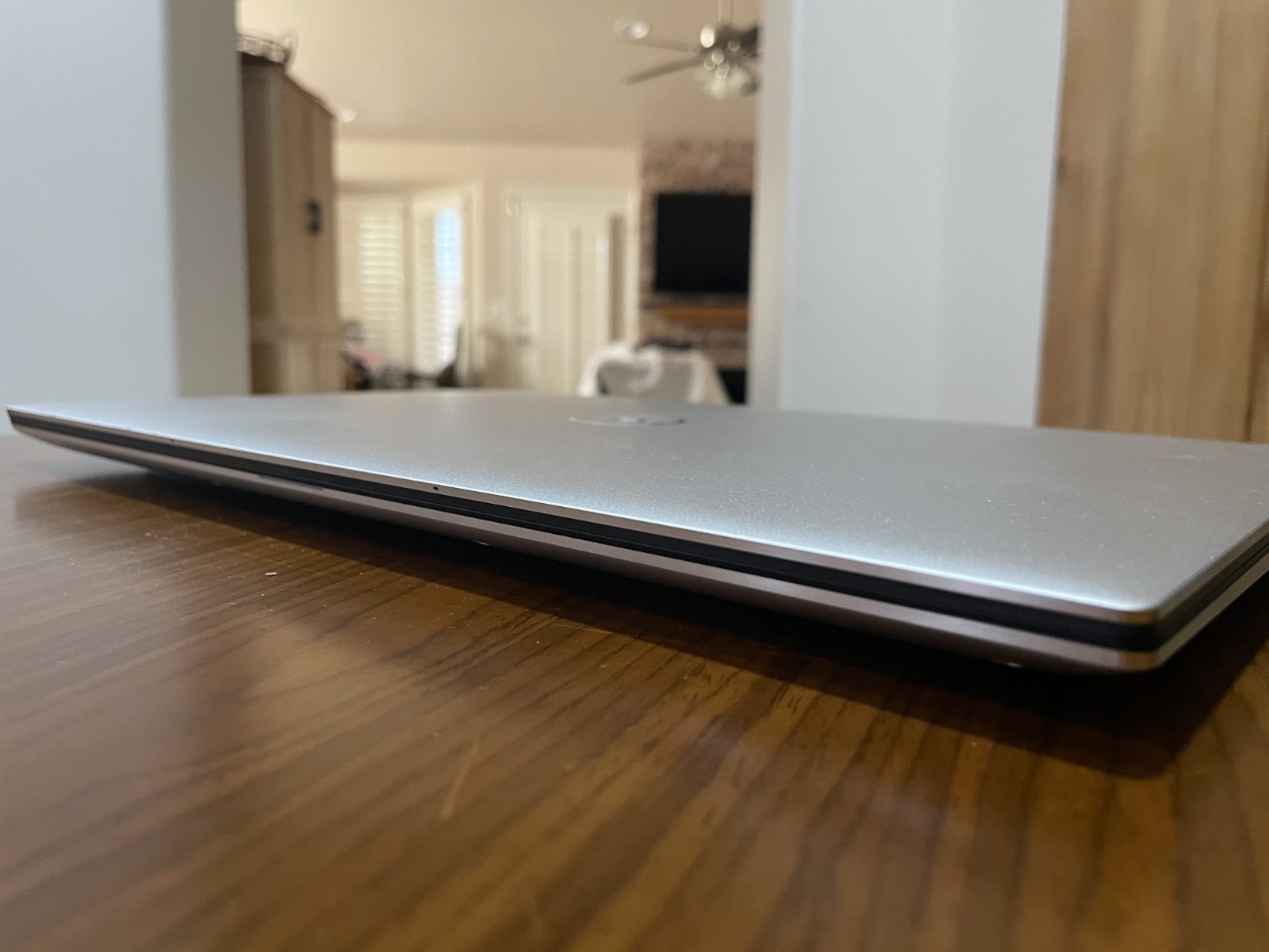 Dell XPS 15 9530 3.5K OLED Touch i7-13700H 32GB 1TB SSD RTX 4050 – 100% Battery