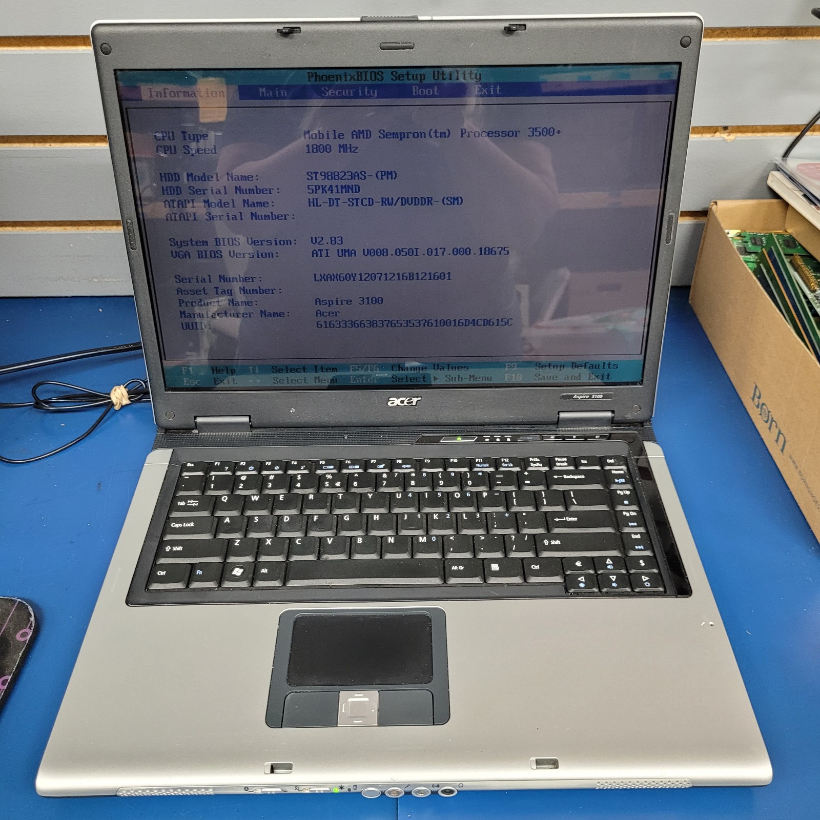 Acer Aspire 3100-1718 BL51 AMD Sempron 3500 @1.00 GHz + 256 MB RAM No HDD