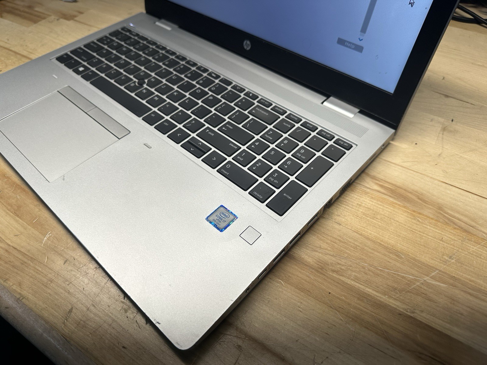 HP ProBook 650 G5 i7-8665U 16GB RAM NO SSD – BROKEN HINGE/FRAME *FOR REPAIR*