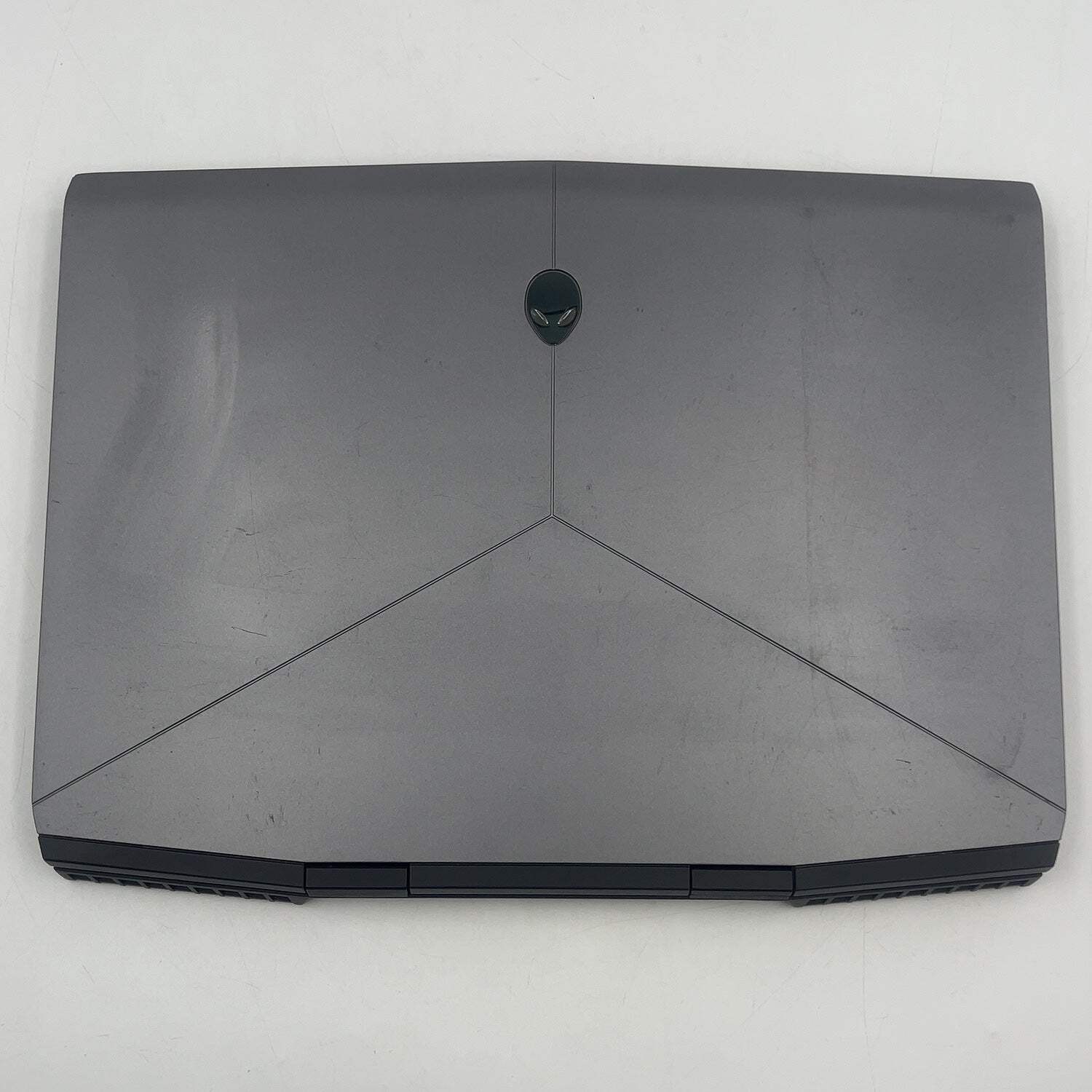 Alienware M15 15.6″ i7-8750H 2.2GHz 16GB RAM 512GB SSD GeForce RTX 2060