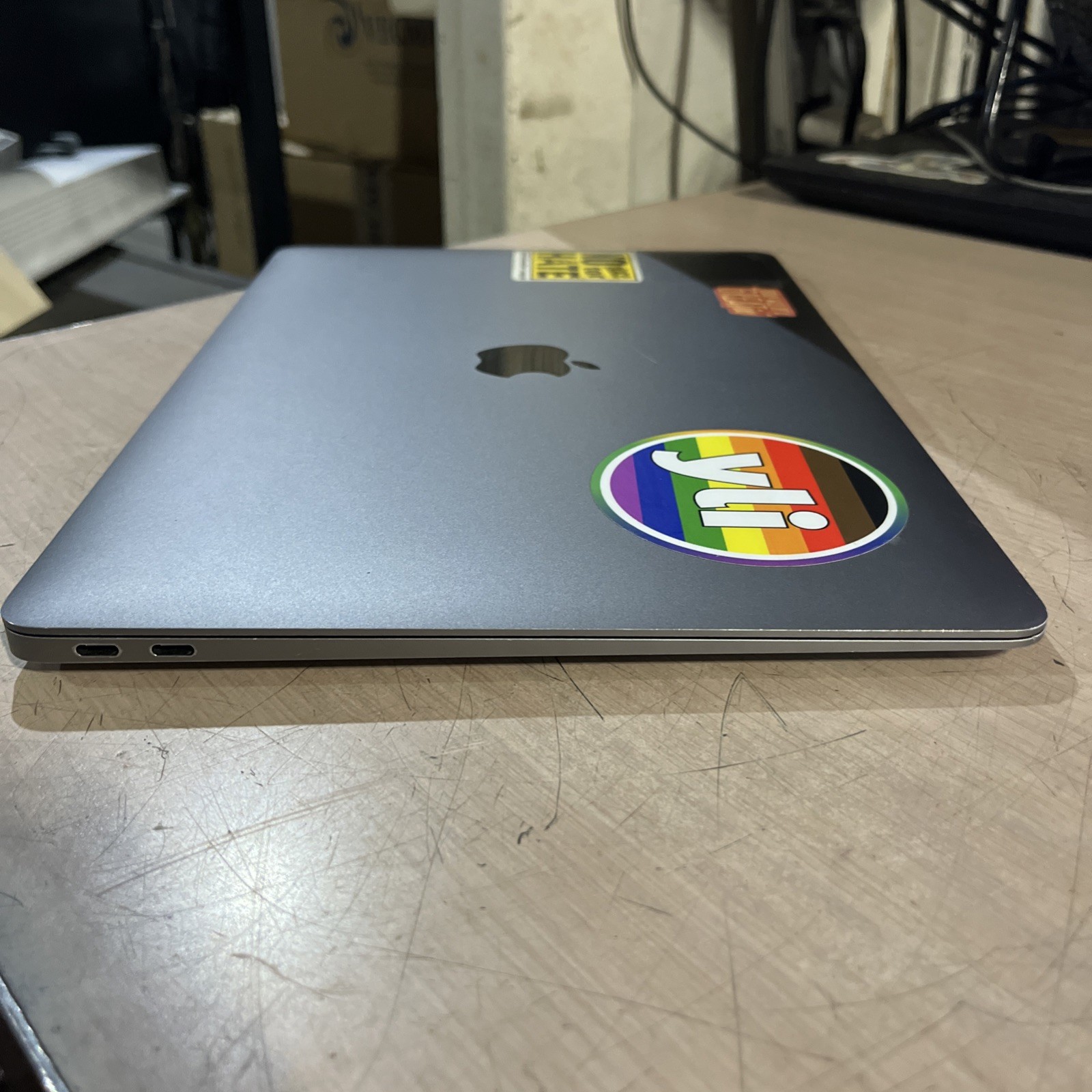 APPLE MACBOOK AIR 13″ SCISSOR, 2020 CORE I3-1000NG4 1.1GHZ 8GB RAM 256SSD ‘