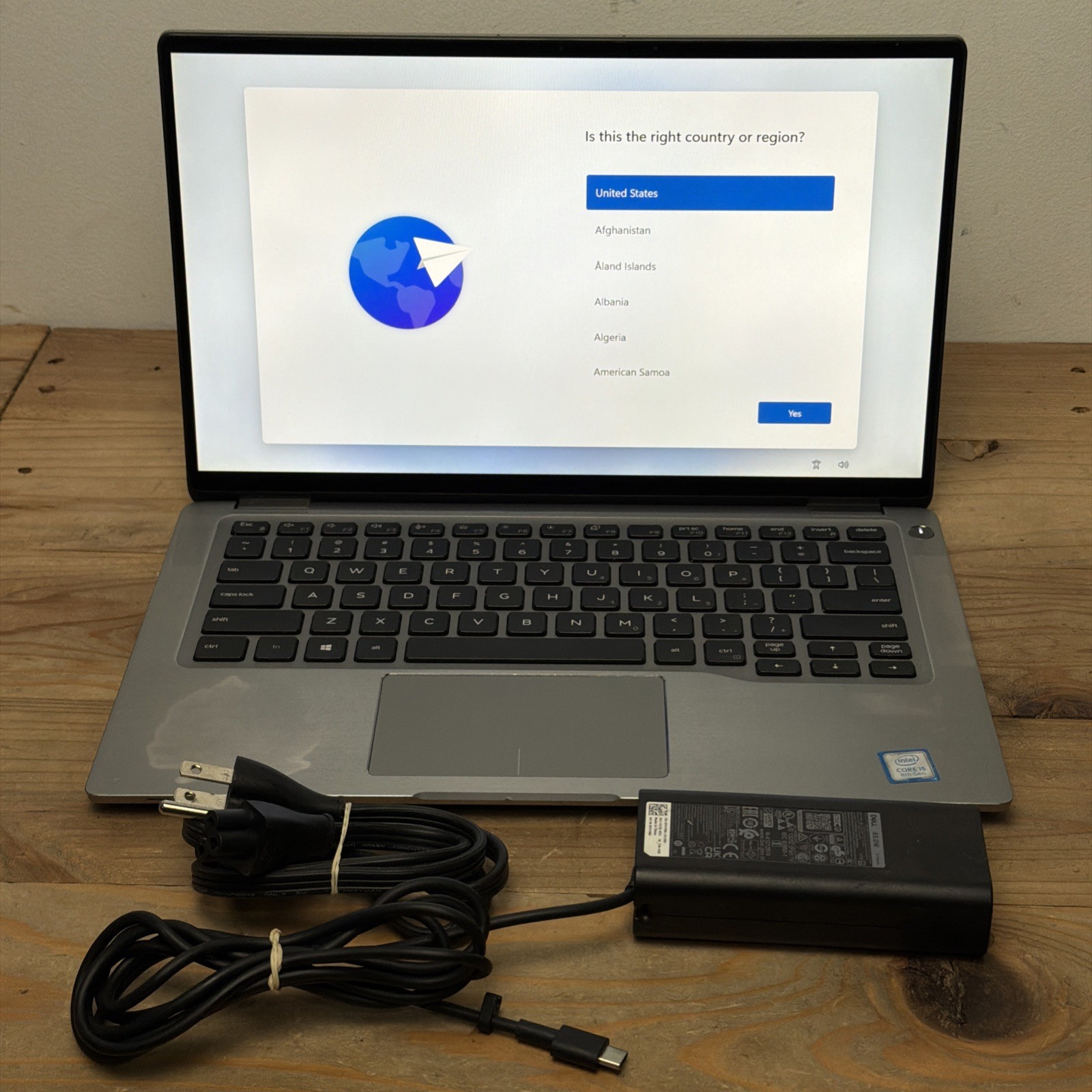 Dell Latitude 7400 14″ 2-in-1 Laptop Intel(R) Core(TM) i5-8265U CPU @ 1.60 GHZ
