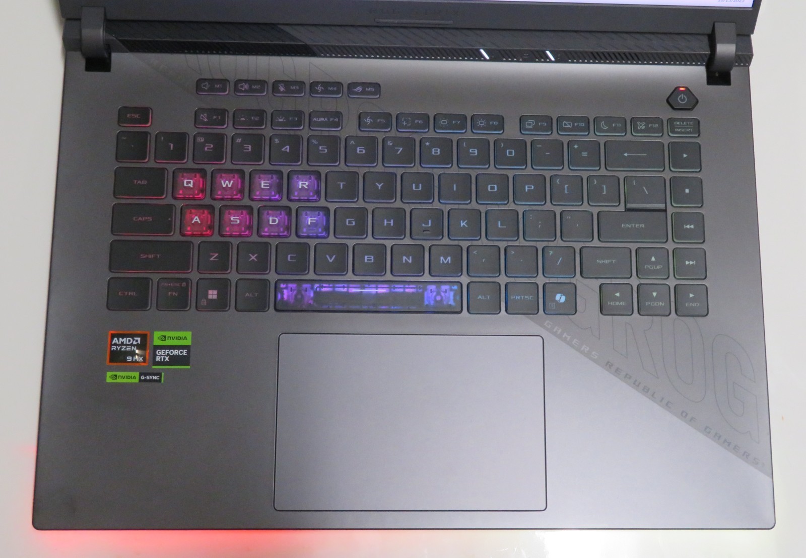 ASUS ROG Strix G16 Gaming Laptop 16″ AMD Ryzen 9 8940HX RTX 5070 Ti 16GB 1TB