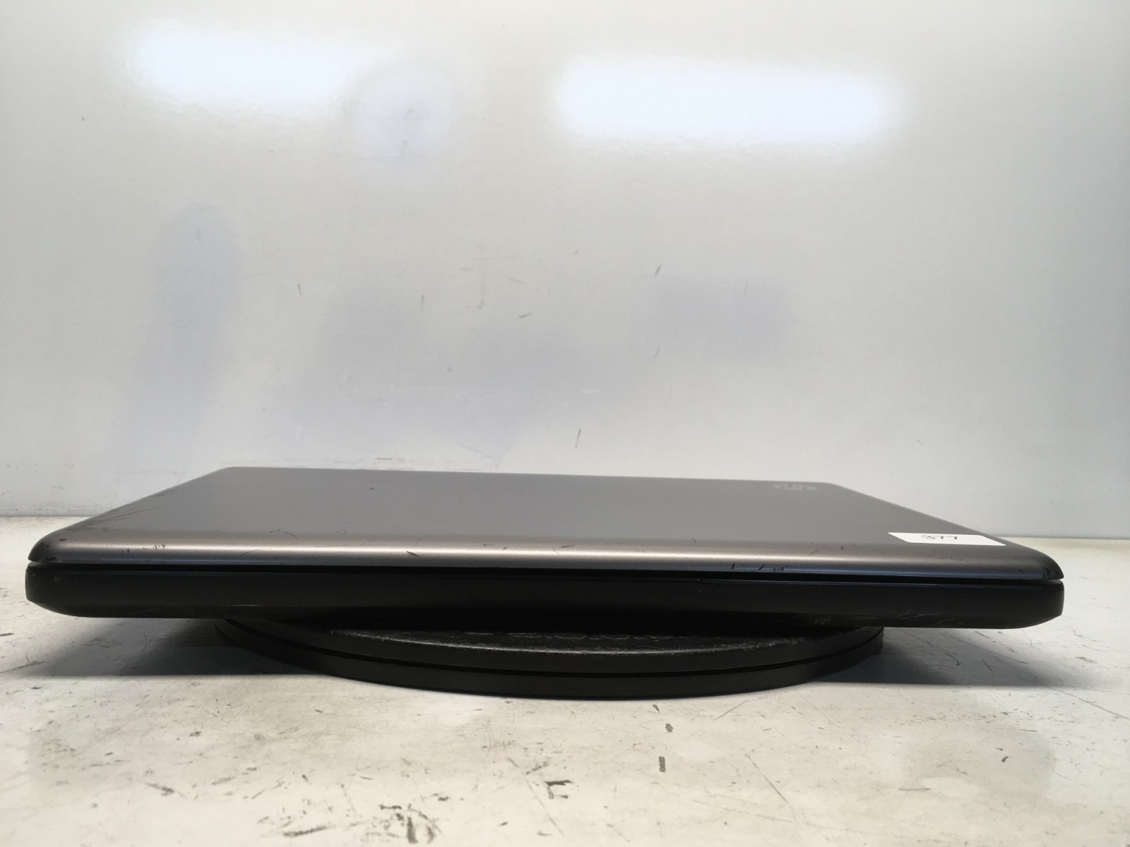 HP 2000-299WM Intel Celeron Dual-Core T3500 2.1GHz 3 GB NO HDD
