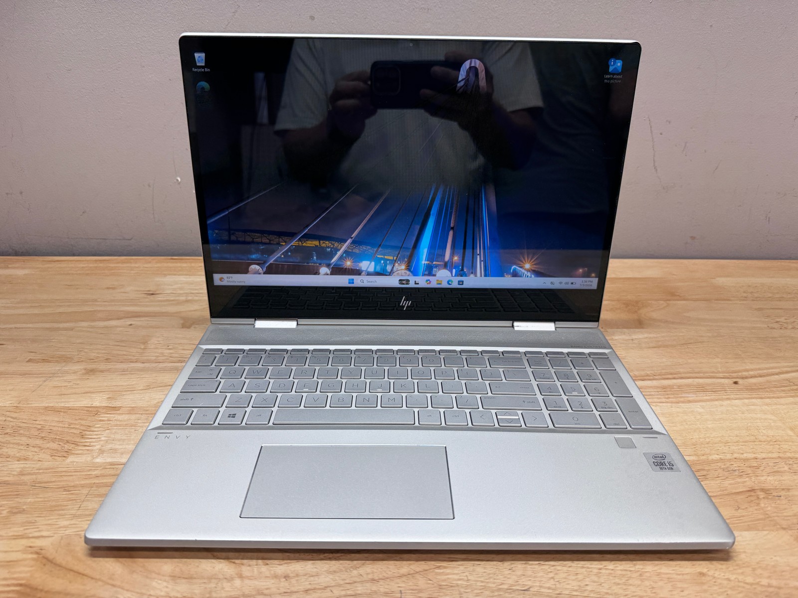 HP ENVY x360 15m-DR 15.6″ TOUCHSCREEN Laptop Intel Core i5, 256GB SSD, W11