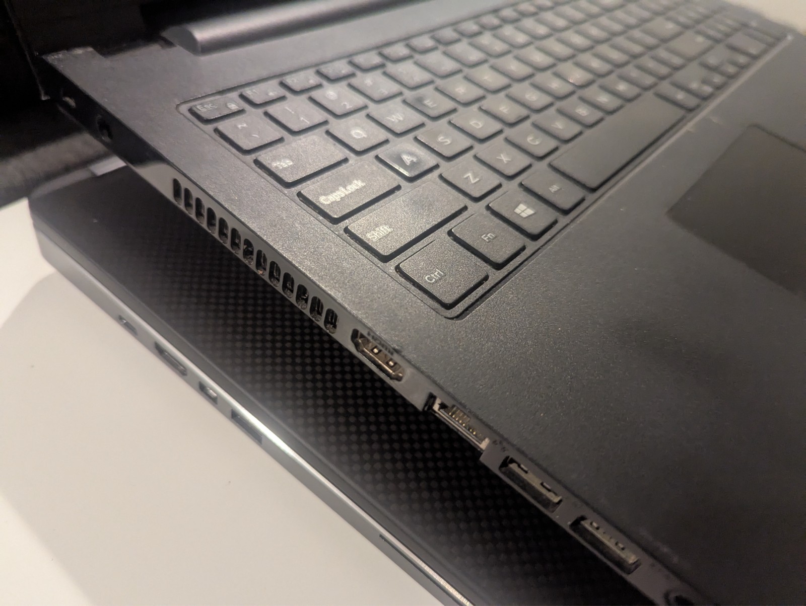 Dell Inspiron 15 3542 i5-4210u 1.70GHz (NO BOOT)