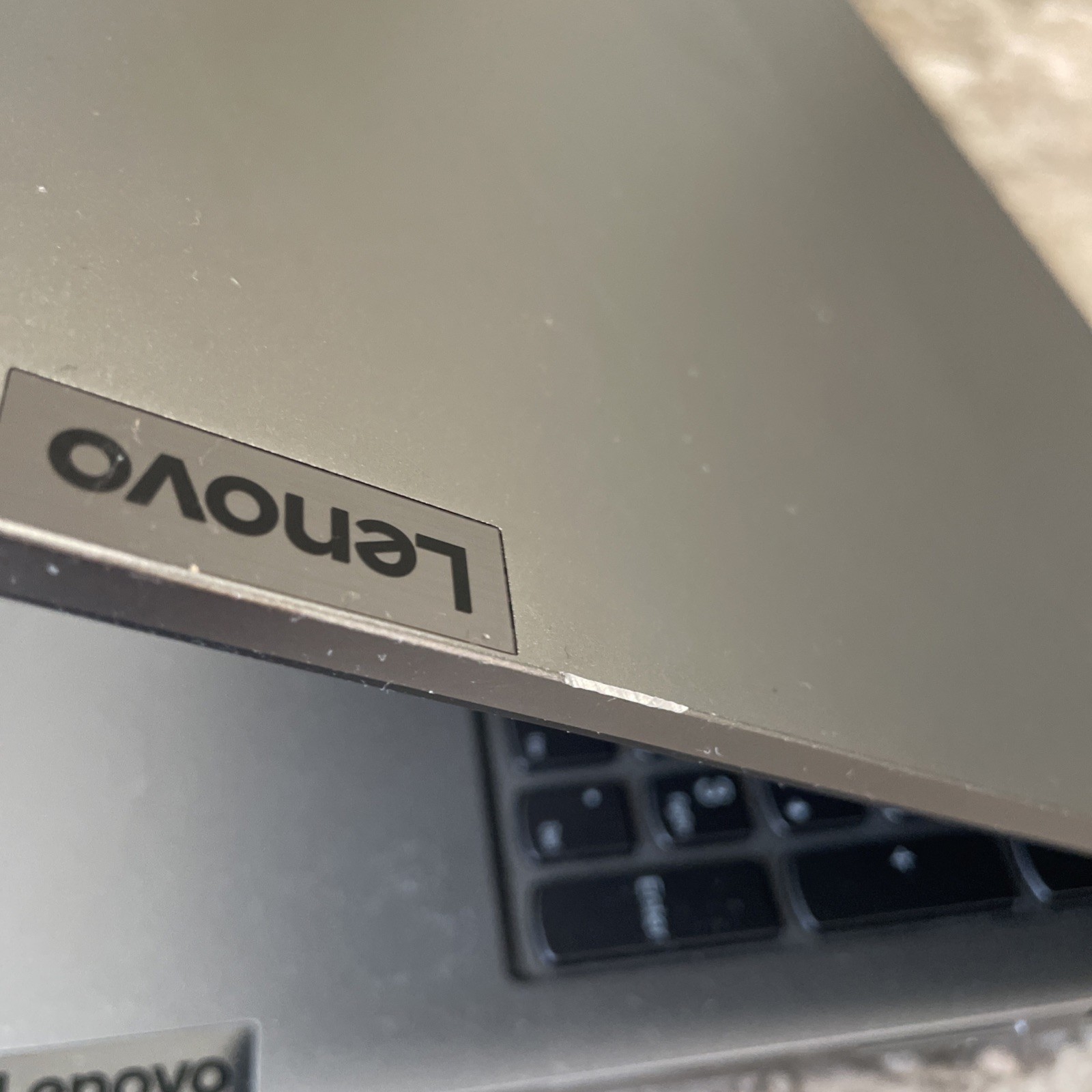 Lenovo ThinkBook 15 G2 ITL I7-1165G7 2.80GHZ NO OS/AC FOR PARTS ONLY