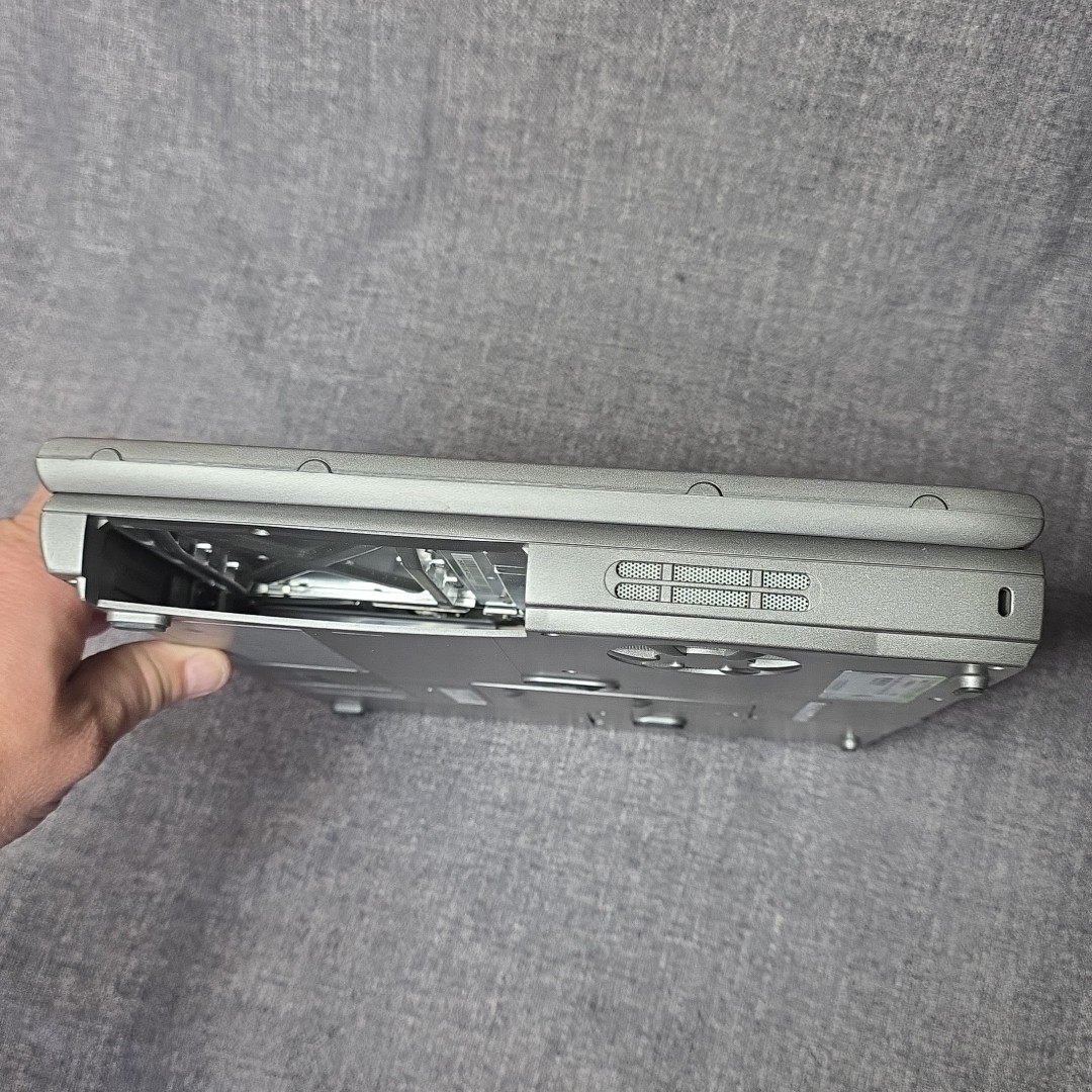 Dell Inspiron 5160 PP08L 15.1″ No AC Adaptor – For Parts
