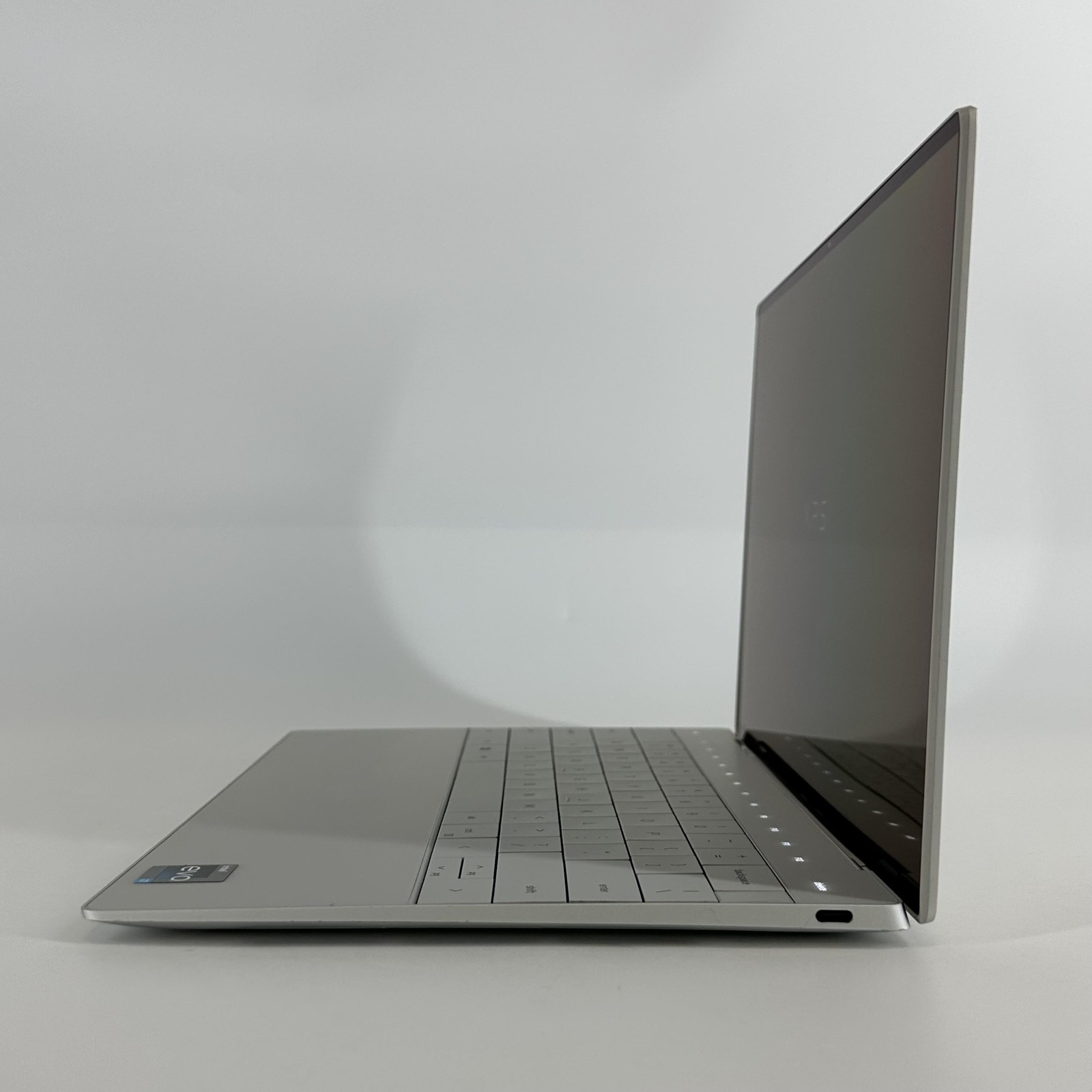 Dell XPS 13 Plus 9320 3.5K NON-TOUCH 1.8 GHz i7-1280P 16GB 512GB SSD Good